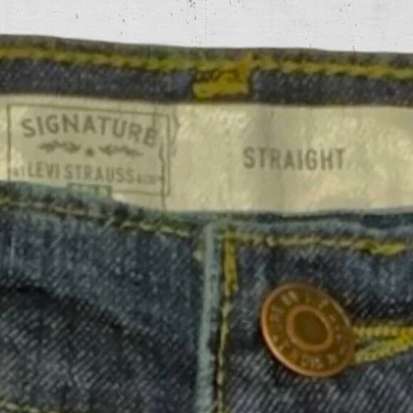 Levi Strauss & Co. Gold Label Straight Jeans SIze 14 - Picture 4 of 9